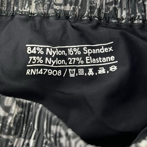 Outdoor Voices Anytime 7" Short Size Small - Picture 4 of 8